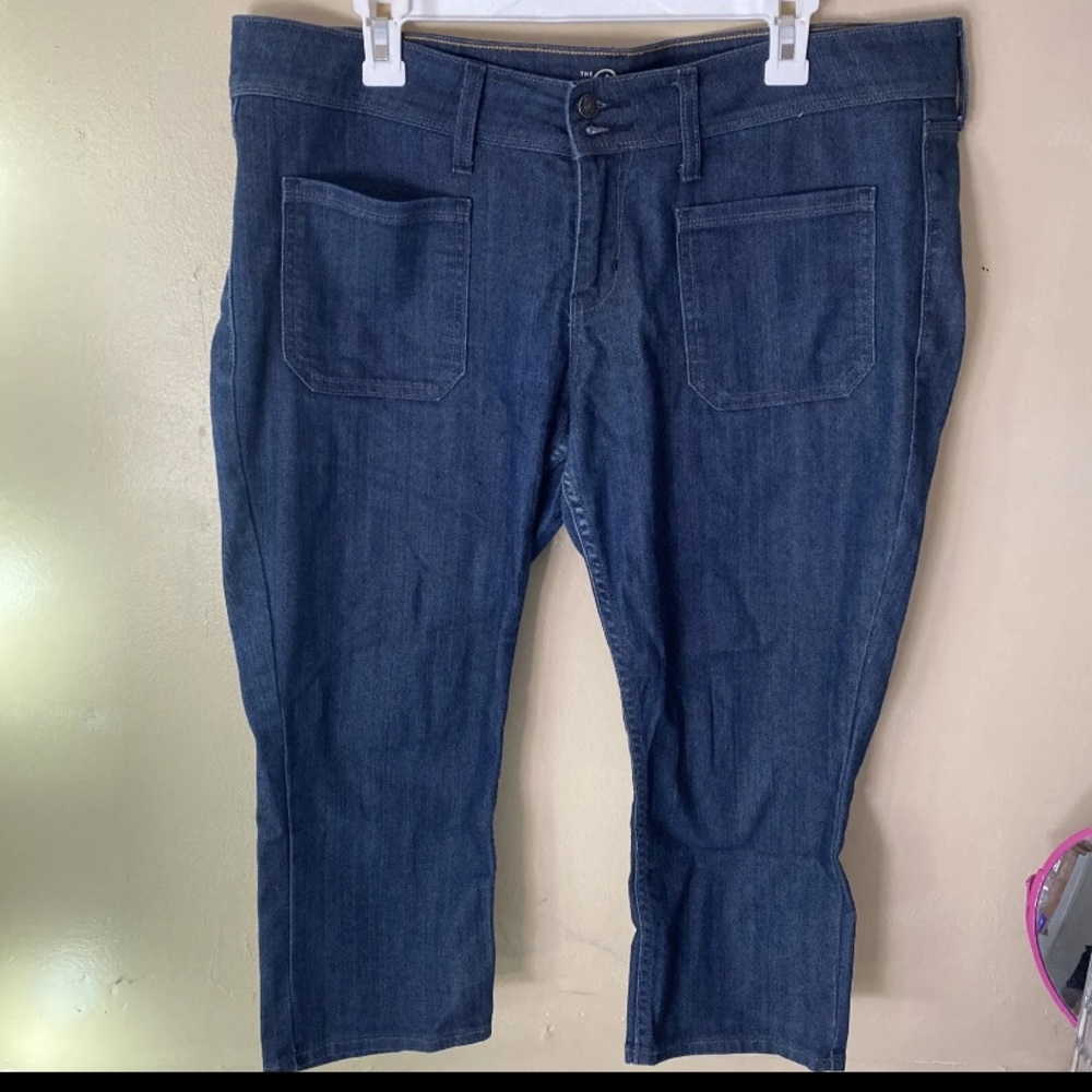 The Diva Old Navy Capris